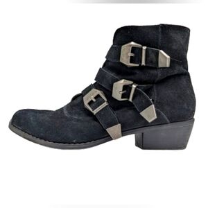 Topshop women's black faux suede buckle ankle boots size 6